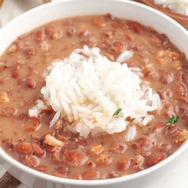 RED BEANS & RICE (HALF PAN).
